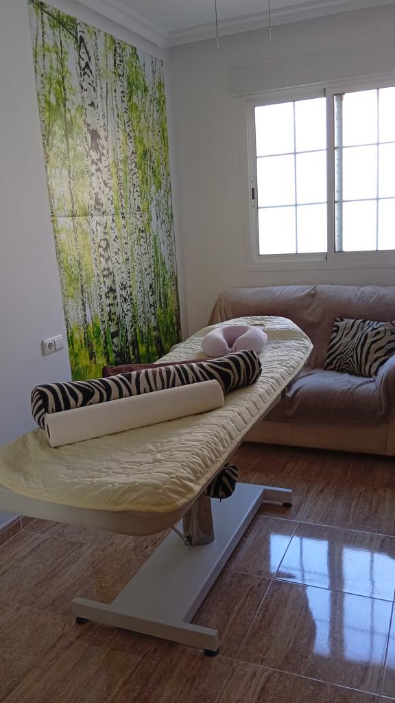 Chica busca chico en Almería: 