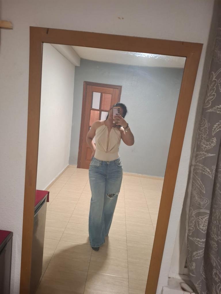 611261221: Chica busca chico en Córdoba