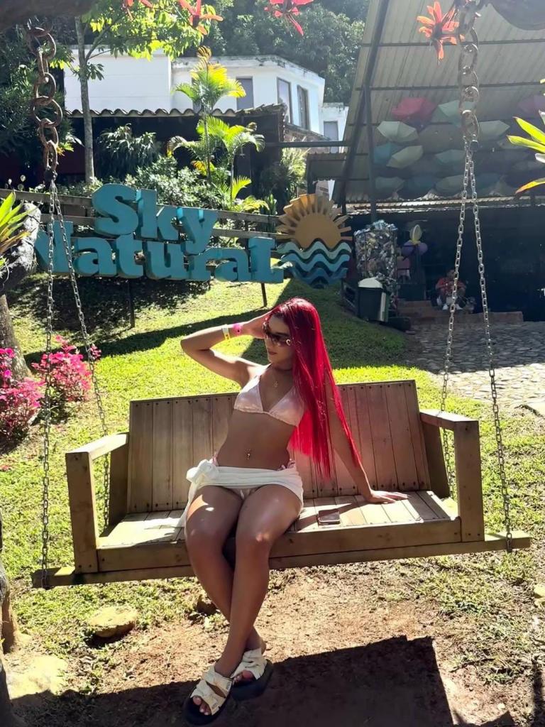 631053951: Chica busca chico en Murcia