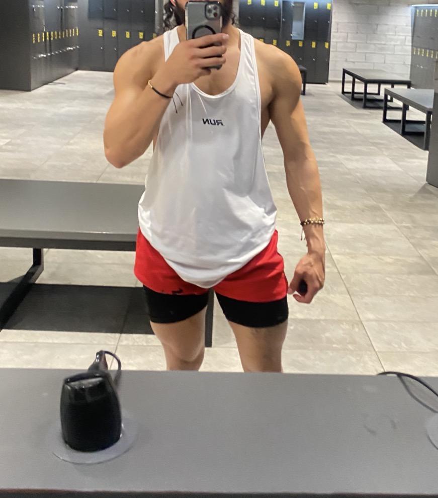 Chico busca chica en Valencia: 