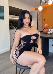 602865345: Chica busca chico en Madrid