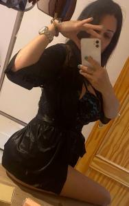 613944750: Chica busca chico en Málaga