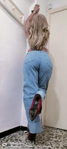 695093482: Chica busca chico en Valencia