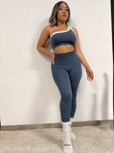 672828344: Chica busca chico en Valencia