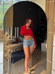 631053951: Chica busca chico en Murcia