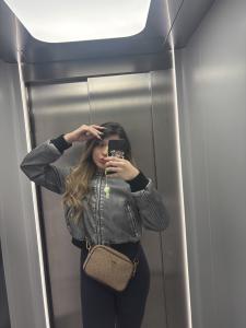 632628248: Chica busca chico en Sevilla