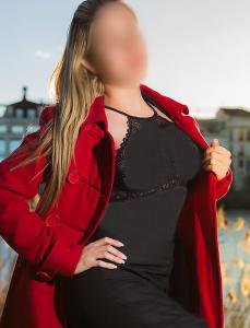 658033436: Chica busca chico en Sevilla