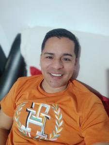 667892781: Chico busca chica en Castellón