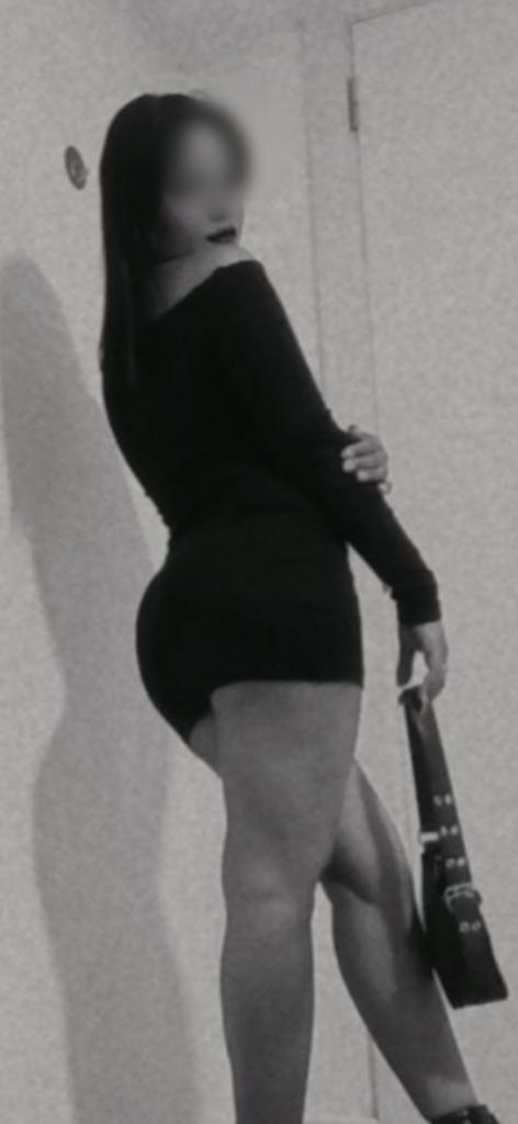 604351200: Chica busca chico en La Coruña