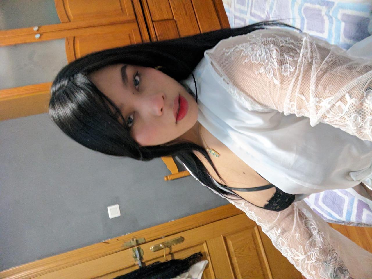 672961870: Chica busca chico en Asturias