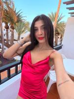 607824577: Chica busca chico en Ibiza