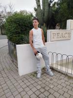 614867084: Chico busca chica en Ibiza