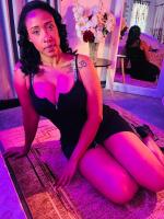 678245797: Chica busca chico en Madrid