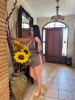 667606175: Chica busca chico en Valencia