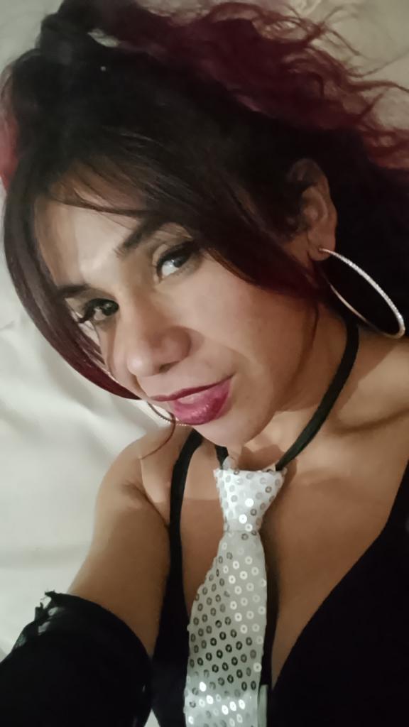 633852484: Travesti en Gerona