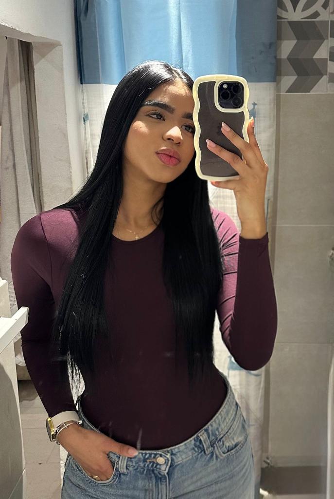 Chica busca chico en Ibiza: 