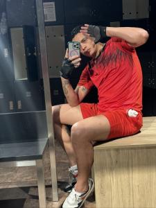 Chico busca chica en Sevilla: 