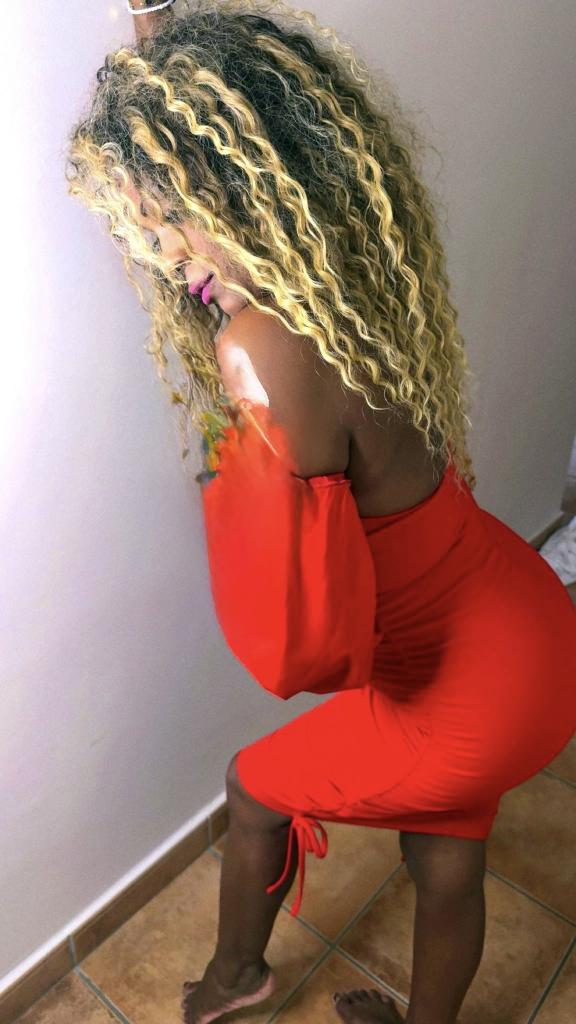 Chica busca chico en Sevilla: 