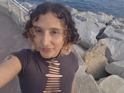 635129739: Chica busca chico en Barcelona