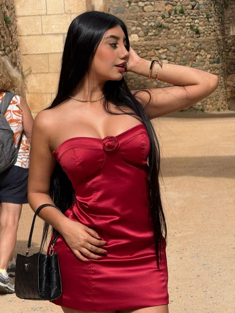 Chica busca chico en Granada: 