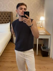 Chico busca chica en Madrid: 