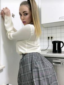 613872114: Chica busca chico en Madrid