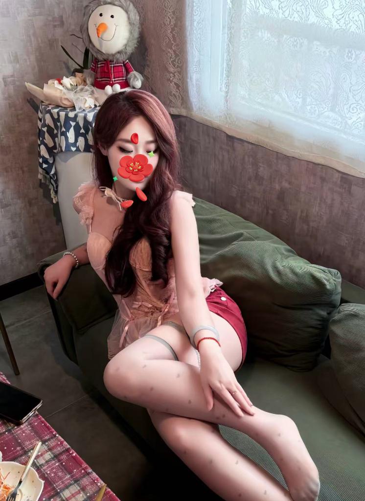 Chica busca chico en Barcelona: Chica busca chico