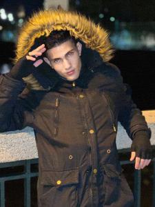 Chico busca chica en Alicante: 