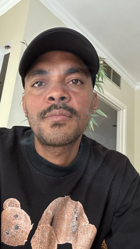 Chico busca chica en Madrid: 