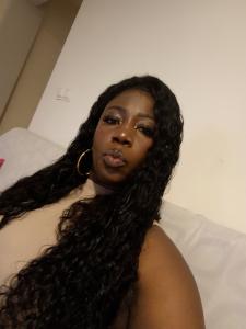 634046103: Chica busca chico en Navarra