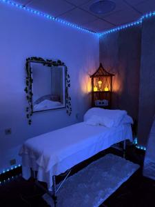 633630213: Chica busca chico en Granada