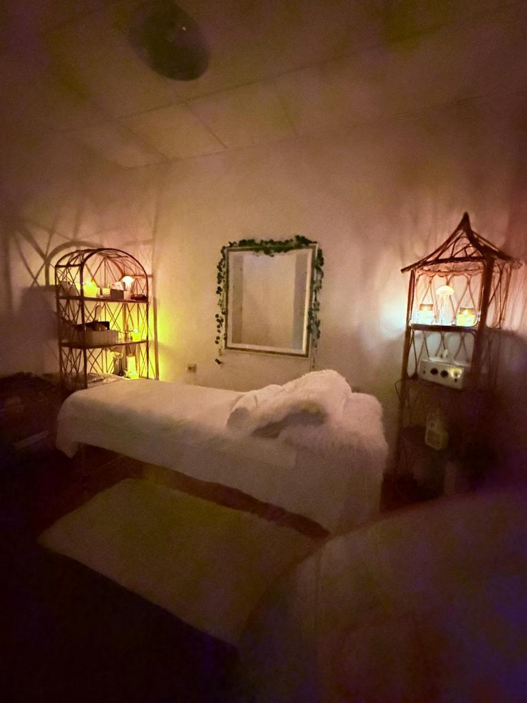 Chica busca chico en Granada: 