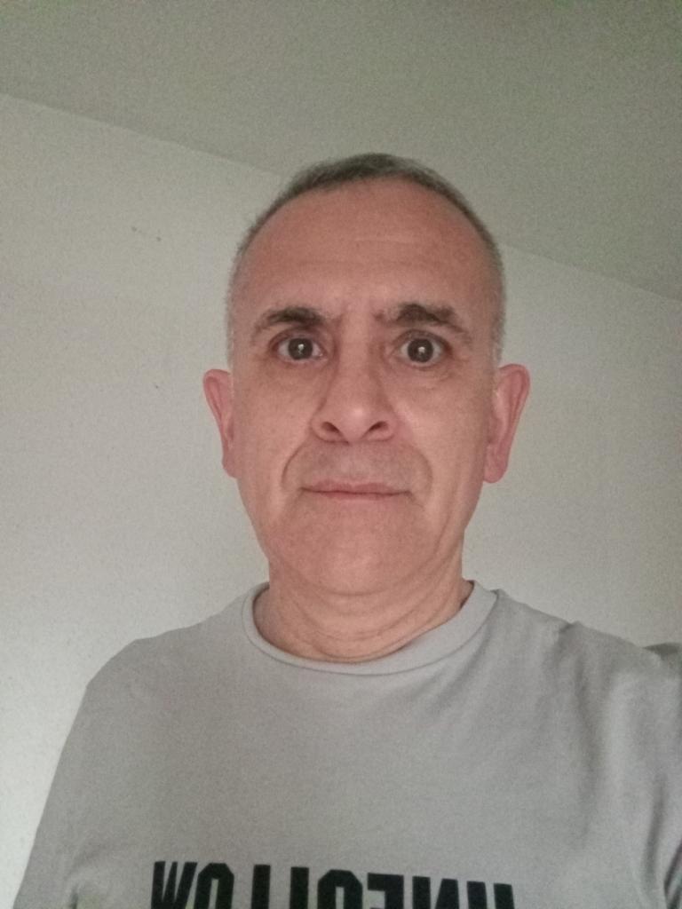 Chica busca chico en Madrid: 