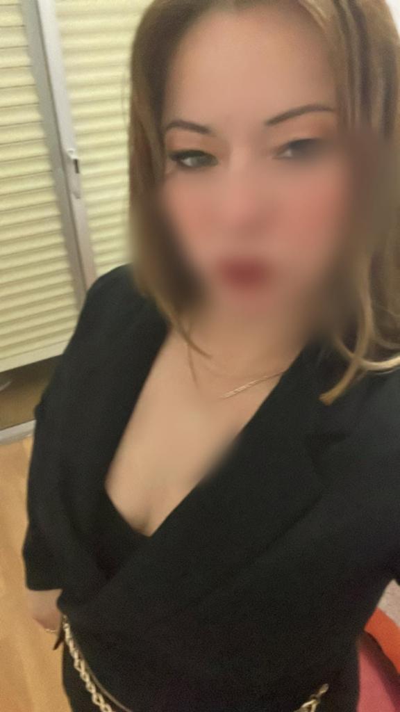 Chica busca chico en Cádiz: 