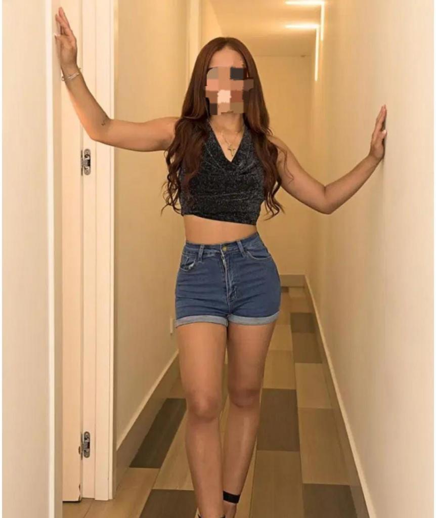 622356973: Chica busca chico en Ibiza