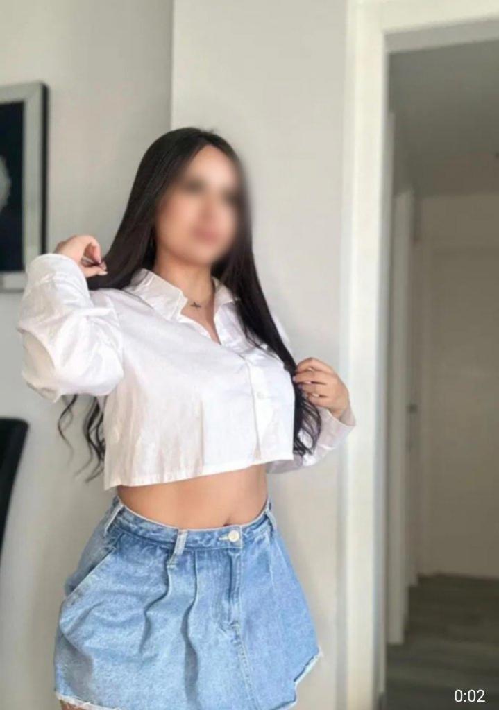 632802588: Chica busca chico en Madrid