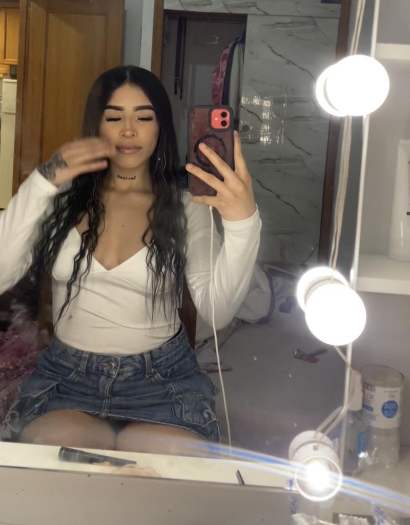 Chica busca chico en Alicante: 