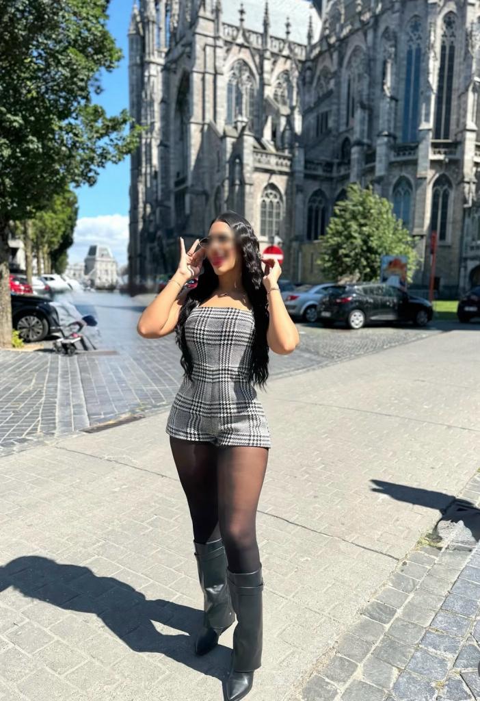 Chica busca chico en Murcia: 