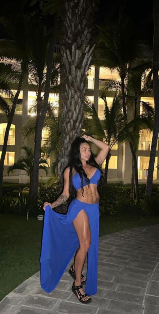 Chica busca chico en La Coruña: Chica busca chico