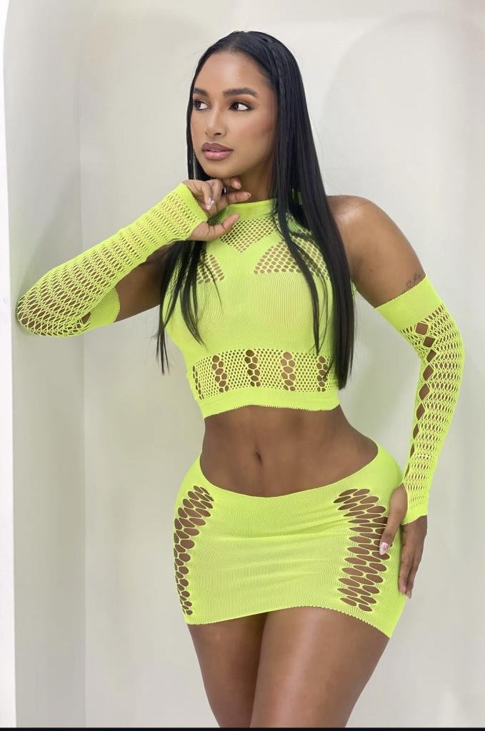 675795653: Chica busca chico en Cádiz