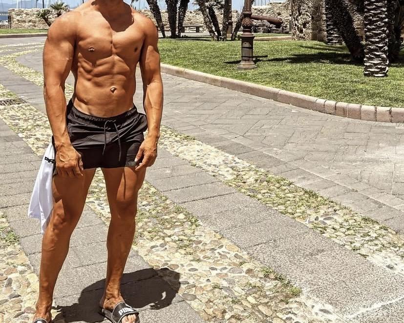 Chico busca chica en Tarragona: 