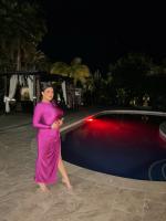 672126389: Chica busca chico en Málaga