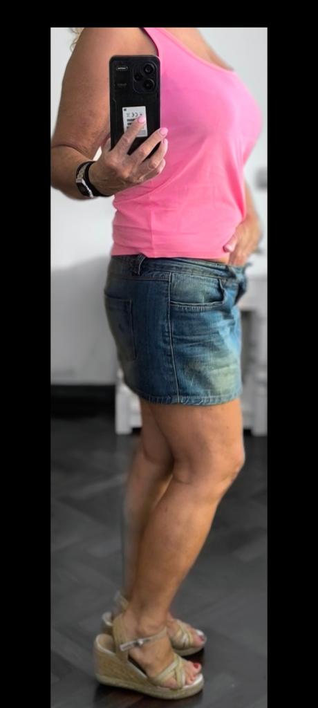 Chica busca chico en La Coruña: Chica busca chico