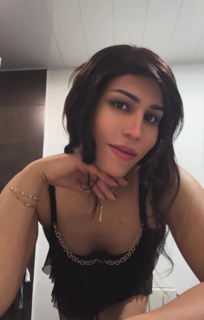 612567790: Chica busca chico en Barcelona