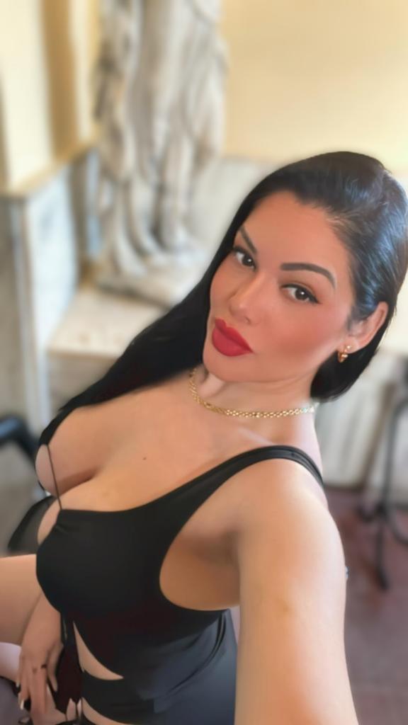 Chica busca chico en Cáceres: Chica busca chico