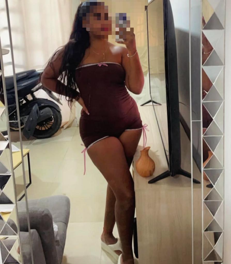 Chica busca chico en Barcelona: 