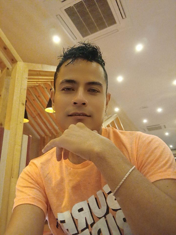 Chico busca chica en Gerona: 