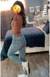 660688886: Chica busca chico en La Coruña