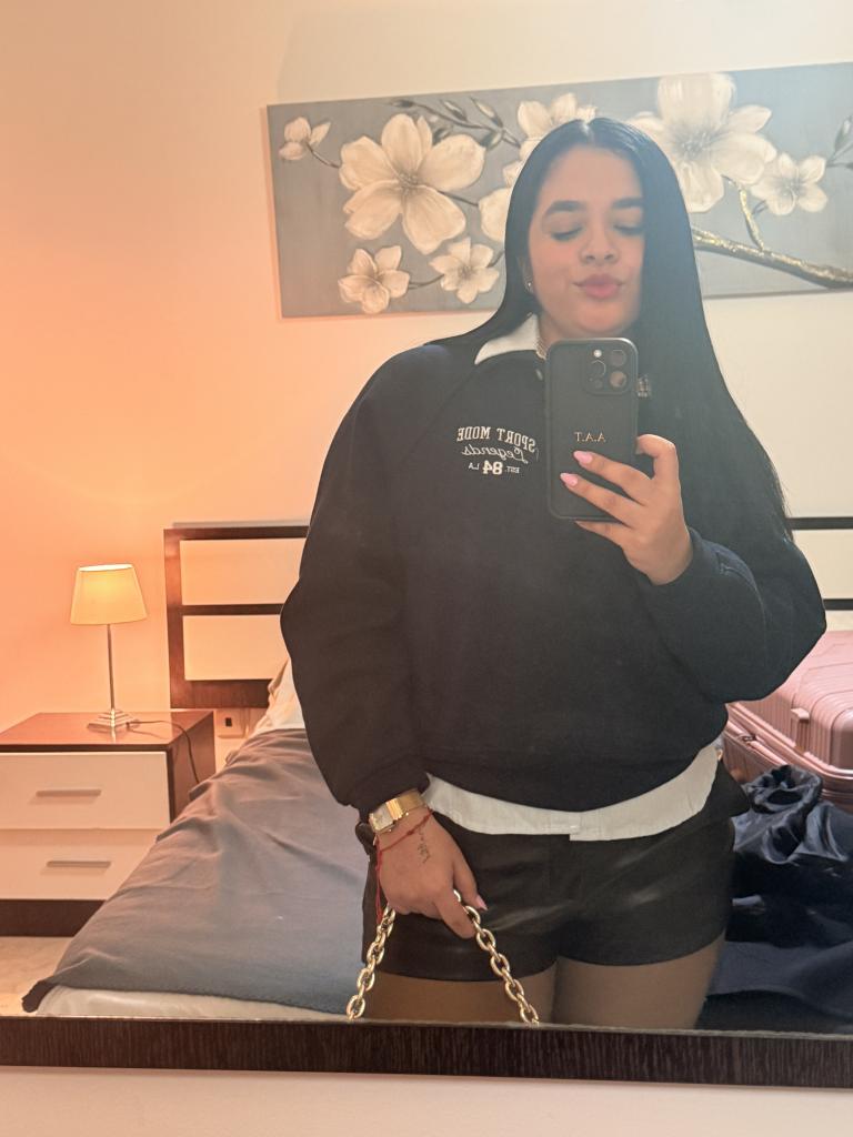 Chica busca chico en Tenerife: 