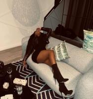 624560846: Chica busca chico en Sevilla